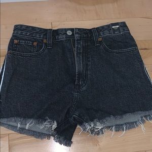 NEW WITH TAGS Abercrombie & Fitch Shorts